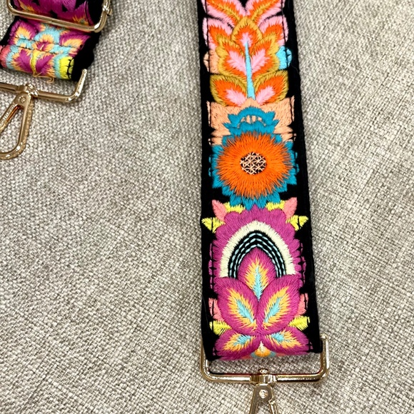 Guitar Straps Crossbody Bag Strap NWOT Embroidered 🎁 gift ready🎁 - Picture 7 of 11